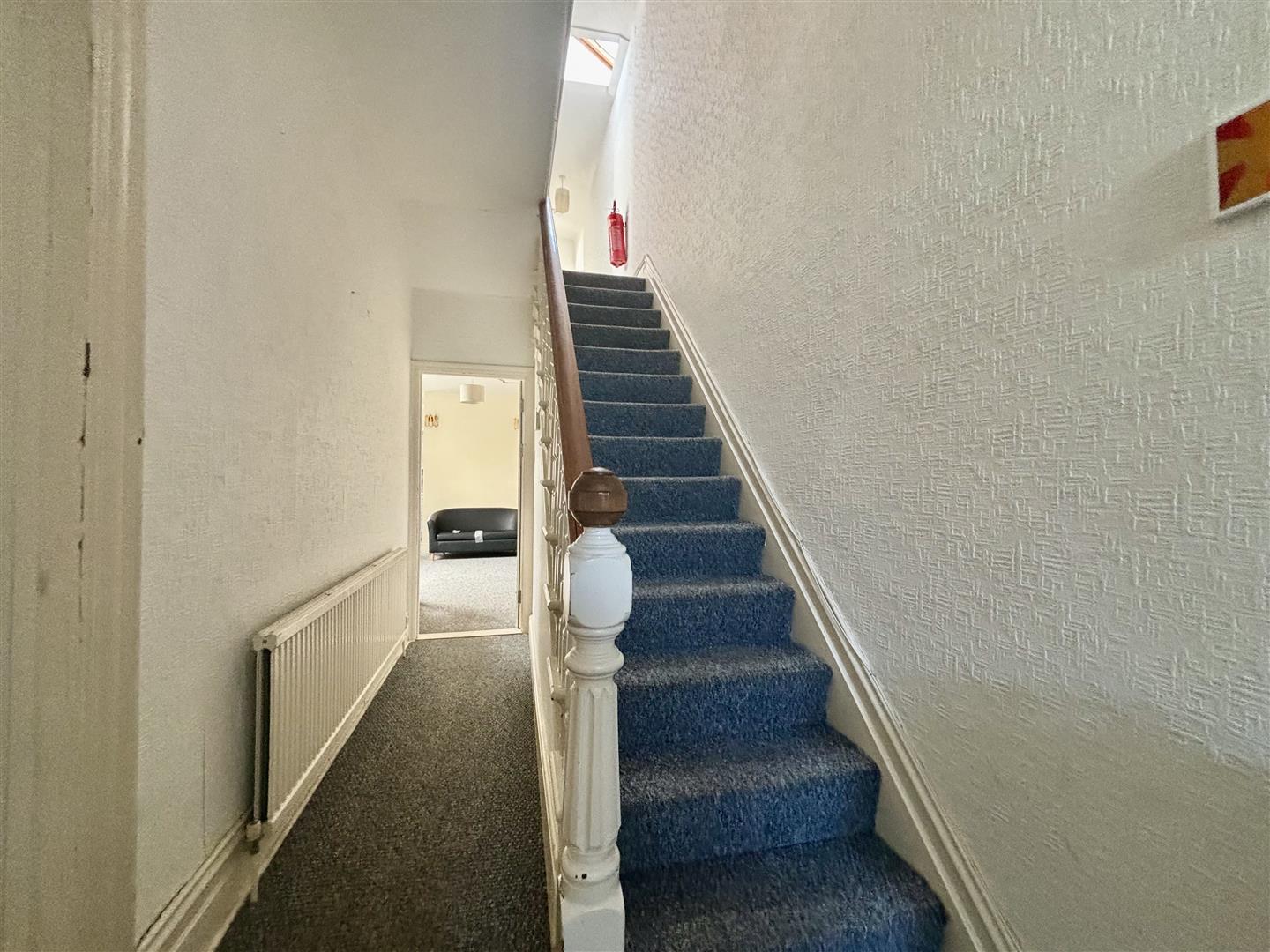 Knoll Avenue, Uplands, Swansea, SA2 0JE